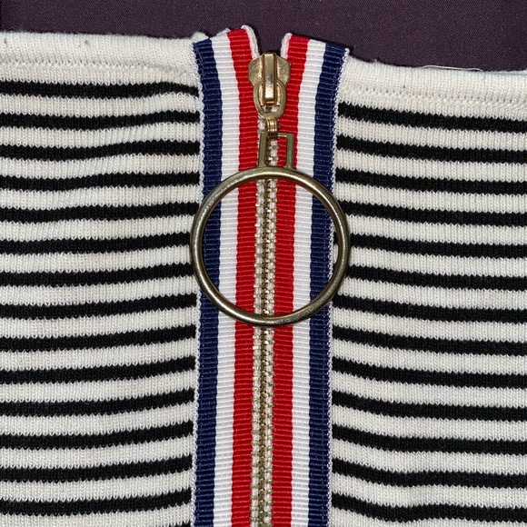 Chiwawameme Striped Zip Up Tank Top - Picture 3 of 7